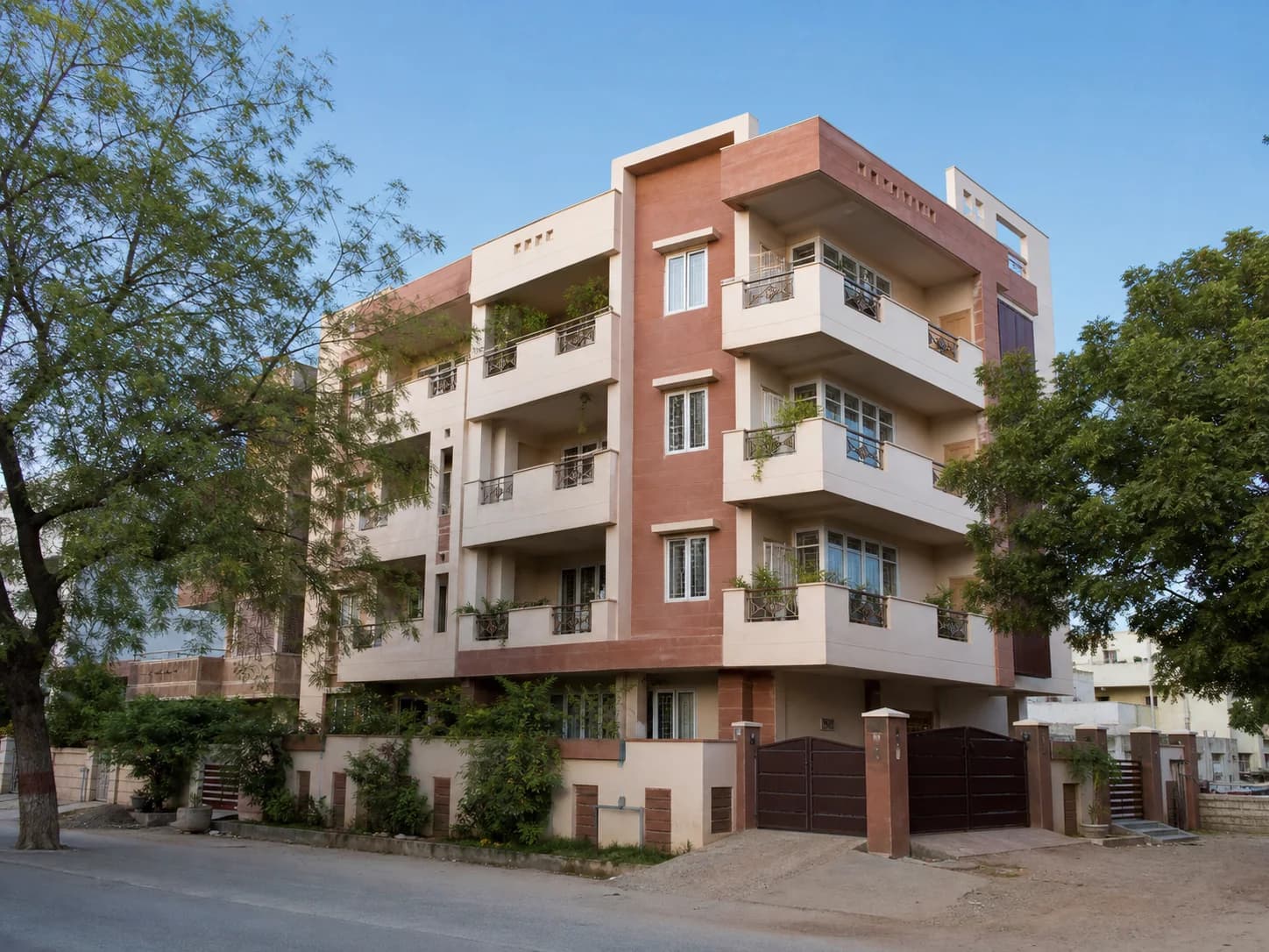 Park-View Apartment in Ratanada